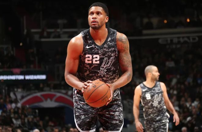 例如中场球 例如中场球